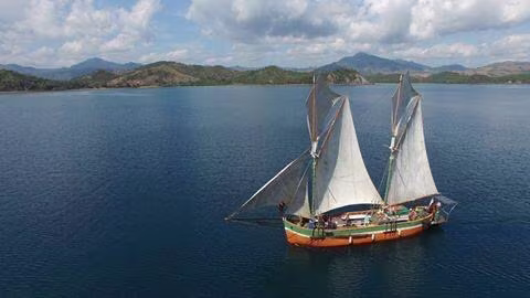 Crucero migratorio de Majunga a Morondava